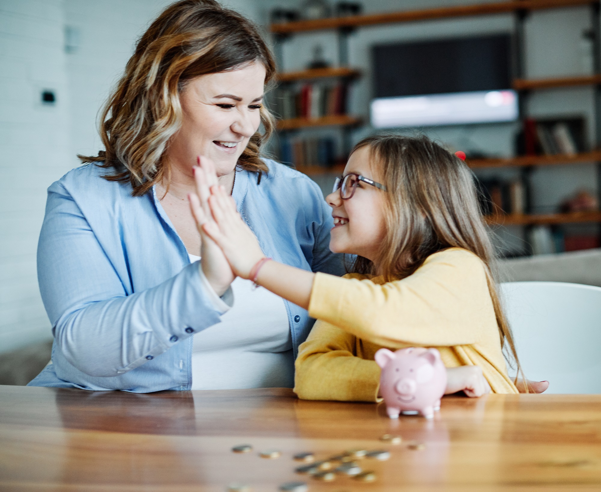 5 Tips for Teaching Young Kids Money Management - post