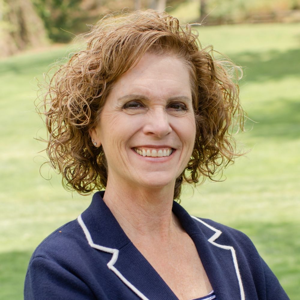 Cassie Laymon headshot