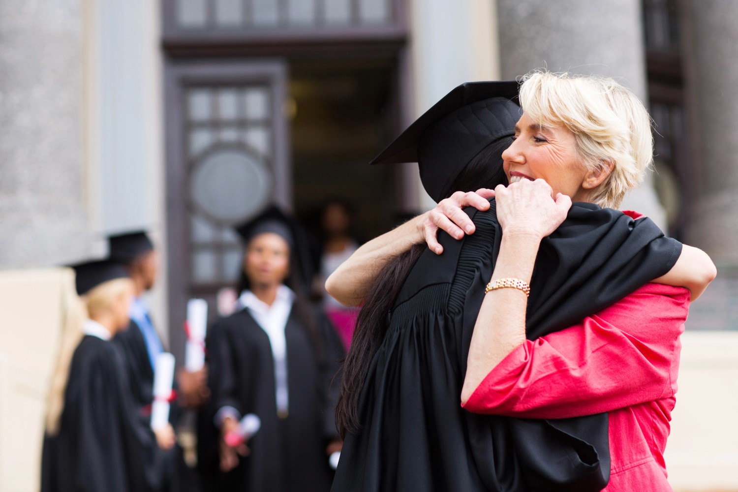 5 Great Books to Give a Recent Graduate - post